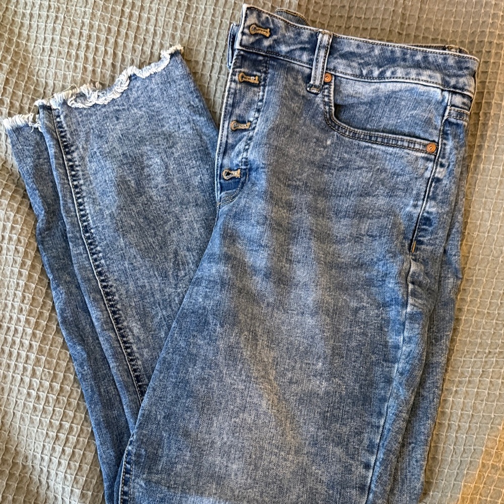 LC Lauren Conrad Frayed Hem Blue Jeans